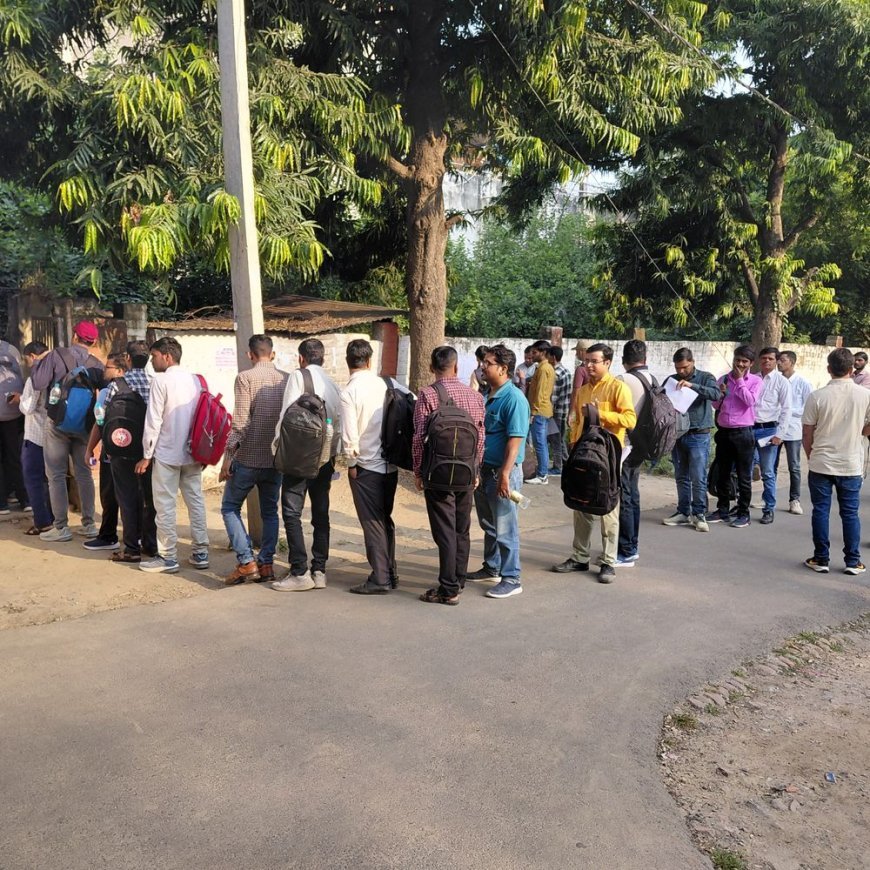 PCS प्रारंभिक परीक्षा: कड़ी सुरक्षा में प्रवेश:फर्रुखाबाद के 16 केंद्रों पर 6432 परीक्षार्थी देंगे परीक्षा
