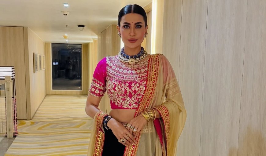 Pavitra Punia ने 'मिस्ट्री मैन' से की सीक्रेट सगाई, चेहरे पर बरकरार रहस्य