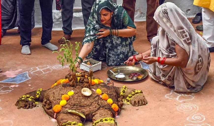 Govardhan Puja 2025: अन्नकूट पर्व के दिन गौपूजा का है विशेष महत्व