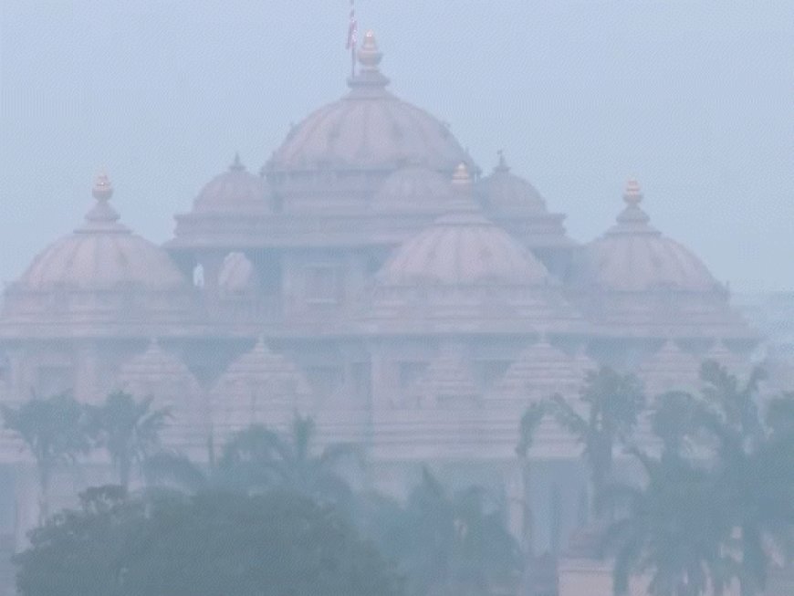 दिल्ली के बुराड़ी में कृत्रिम बारिश का टेस्ट सफल:राजधानी में एयर क्वालिटी और खराब, AQI 353; आनंद विहार में AQI 500 पार हुआ