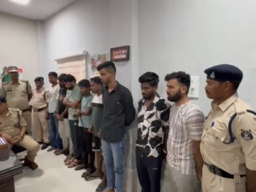 ऑनलाइन बेटिंग-ऐप से 50 करोड़ की ठगी:शॉपिंग-वेबसाइट से छत्तीसगढ़ की छात्रा से भी फ्रॉड, मुंबई से कर रहे थे ऑपरेट, बिहार-महाराष्ट्र के हैं आरोपी
