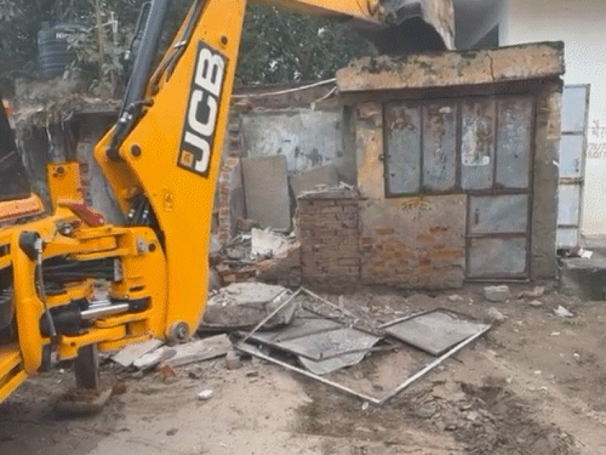 जेडीए की बड़ी कार्रवाई, 7 बीघा अवैध कॉलोनी ध्वस्त:125 अतिक्रमण हटाए, 24 जर्जर कियोस्क तोड़े