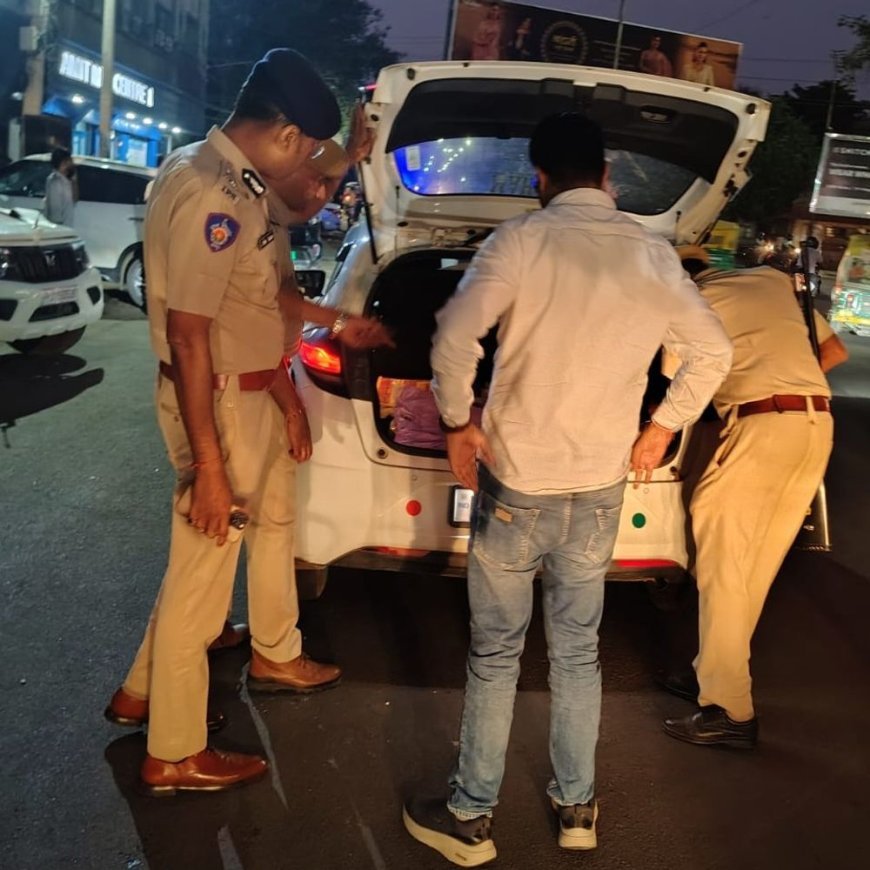 रात को गश्त पर निकले पुलिस कमिश्नर:संदिग्ध गाड़ियों की चेकिंग, नियम तोड़ने वाले वाहनों के खिलाफ हुई कार्रवाई