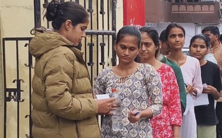 उदयपुर में 15 सेंटर्स पर कंडक्टर भर्ती एग्जाम:1 घंटे पहले तक एंट्री मिली, 49.59 फीसदी कैंडिडेट ने दिया एग्जाम