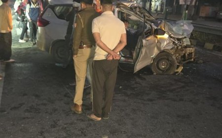 मुजफ्फरनगर में भीषण सड़क हादसा, एक की मौत:डंपर में घुसी अर्टिगा कार, 10 नेपाली नागरिक घायल