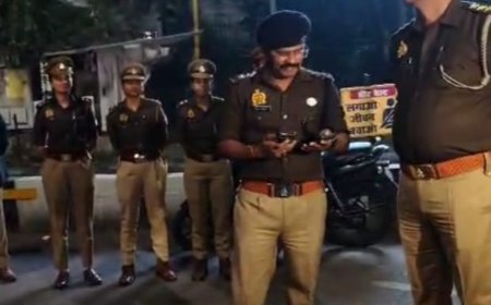 दिल्ली में ब्लास्ट के बाद लखनऊ में सतर्कता बढ़ी:लखनऊ के हजरतगंज में चला पुलिस का चेकिंग अभियान, संदिग्ध पर रखी जा रही नजर