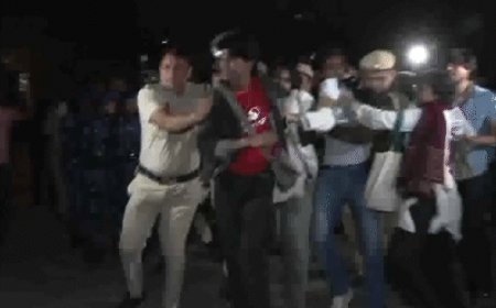 राहुल बोले-साफ हवा मांगने वालों से अपराधियों जैसा व्यवहार क्यों:प्रदूषण का विरोध करने पर अरेस्ट किया था; दिल्ली की एयर क्वालिटी बेहद खराब