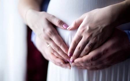 स्वस्थ और खुशहाल शिशु चाहते हैं? जानिए बीज संस्कार का प्राचीन रहस्य।