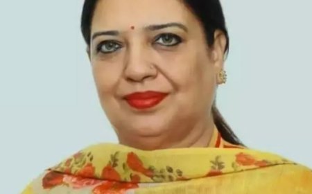 मेयर बबला द्वारा वार्ड विकास कार्यों की समीक्षा:बोलीं- सड़क मरम्मत, जल निकासी व्यवस्था, स्वच्छता सुधार, स्ट्रीट लाइटिंग और जलापूर्ति में सुधार, पार्कों के रखरखाव को प्राथमिकता दें