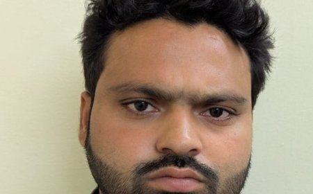 गुरुग्राम पुलिस ने अवैध हथियार समेत 2 युवक पकड़े:दोनों यूपी के रहने वाले, एक ऑटो चालक, दो देसी कट्‌टे और कारतूस बरामद