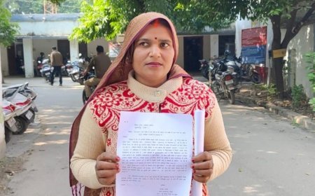 सुल्तानपुर में महिला ने फर्जी FIR का आरोप लगाया:पति और जेठ के बेटे पर केस दर्ज कराने की शिकायत, एसपी से जांच की मांग