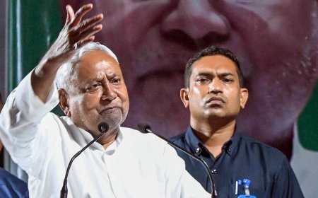 बिहार में नीतीश कुमार का जादू बरकरार