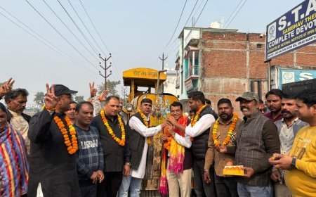 विधायक शिव अरोरा ने किरतपुर में एनएच 74 से उत्तर प्रदेश की सीमा को जाने वाले मार्ग के सतह सुधार के कार्य का फीता काटकर शुभारम्भ किया*