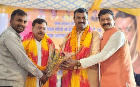 भारतीय जनता पार्टी ओबीसी मोर्चा के प्रदेश अध्यक्ष बनाए जाने पर नेत्रपाल मौर्य का कार्यकर्ताओं ने उत्साहपूर्वक अभिनंदन किया
