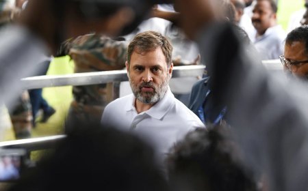 प्रदूषण पर संग्राम: राहुल गांधी का केंद्र पर कटाक्ष, बच्चों का दम घुट रहा, सरकार चुप क्यों?
