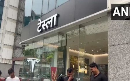 भारत में बिक्री कमजोर, लेकिन गुरुग्राम में टेस्ला ने खोला सबसे बड़ा सेल्स और सर्विस हब | EV बाजार में धीमी शुरुआत