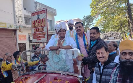 रूद्रपुर से जैन समाज के बालक संभव जैन दिक्षित होंगे। दीक्षा से पूर्व तिलक समारोह शुक्रवार को किया गया