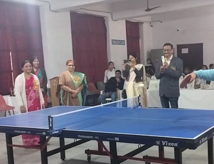 मुरादाबाद दयानन्द कॉलेज ने जीती महिला टेबल टेनिस प्रतियोगिता:अंतरमहाविद्यालयी मुकाबले में चंदौसी को 3-1 से हराया