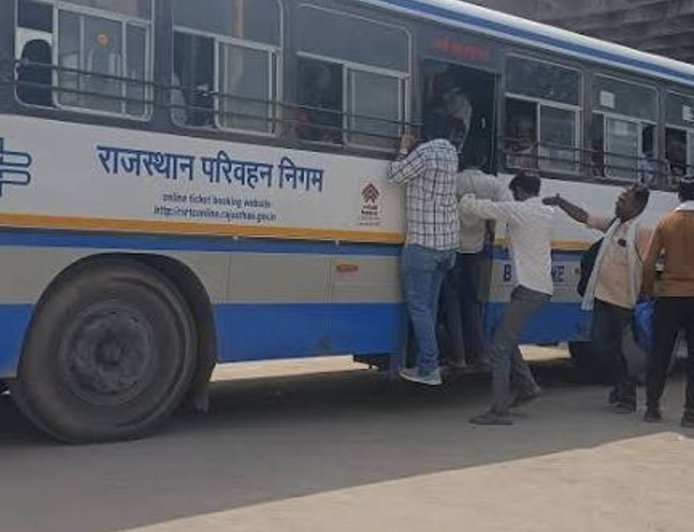 जयपुर से आई जांच टीम ने 7 घंटे खंगाले रिकॉर्ड:बोलोरो ड्राइवर पर कार्रवाई की तैयारी, रोडवेज डिपो पहुंची टीम