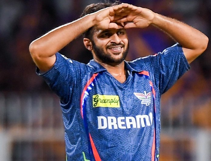 IPL 2026: सबसे पहले मुंबई इंडियंस ने खोली दुकान, शार्दुल ठाकुर के साथ रदरफोर्ड को टीम में किया शामिल