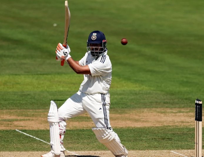 Rishabh Pant के शॉट चयन पर सबा करीम का सवाल, गुवाहाटी टेस्ट में बढ़ी भारत की मुश्किलें