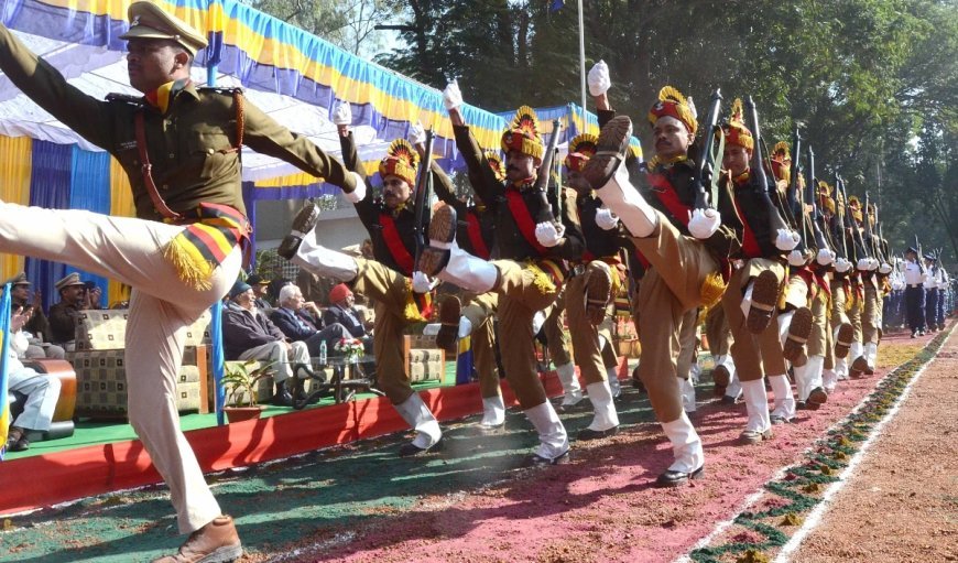 झारखंड होम गार्ड में 737 पदों पर बंपर भर्ती, 7वीं पास तुरंत करें अप्लाई, जानें आवेदन प्रक्रिया!