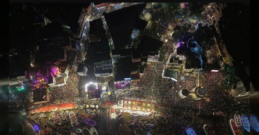 Dev Diwali पर काशी में अद्‍भुत नजारा, 25 लाख दीपों से हुई रोशन, CM योगी ने उतारी मां गंगा की आरती