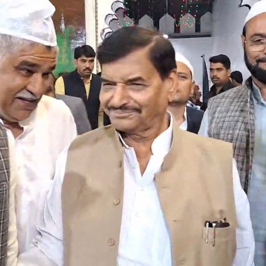 शिवपाल यादव इटावा दरगाह उर्स में पहुंचे:चादर चढ़ाकर अमन की दुआ मांगी, बिहार चुनाव पर बोले- जनता का जनादेश सर्वोपरि