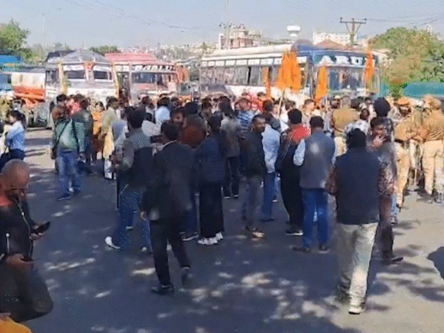 वैष्णोदेवी मेडिकल इंस्टीट्यूट की MBBS सीट का विरोध:पहले बैच में 42 मुस्लिम, 7 हिंदू और एक सिख; हिंदू संगठनों की मांग- लिस्ट रद्द करें