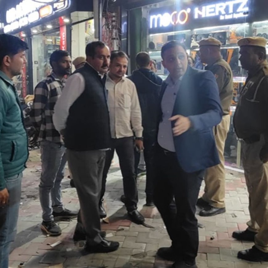 रोहतक नगर निगम ने गंदगी फैलाने पर काटे 28 चालान:लोगों से वसूल किए 30700 रुपए, दुकानदारों को दी चेतावनी