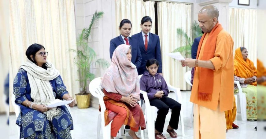 प्रदेश भर से आए फरियादी, हर पीड़ित से स्वयं मिले मुख्यमंत्री योगी