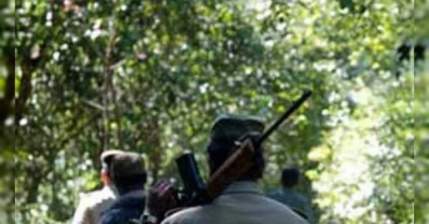 Naxalites surrender : सुकमा में 15 नक्सलियों ने किया सरेंडर, हर एक पर 48 लाख का इनाम