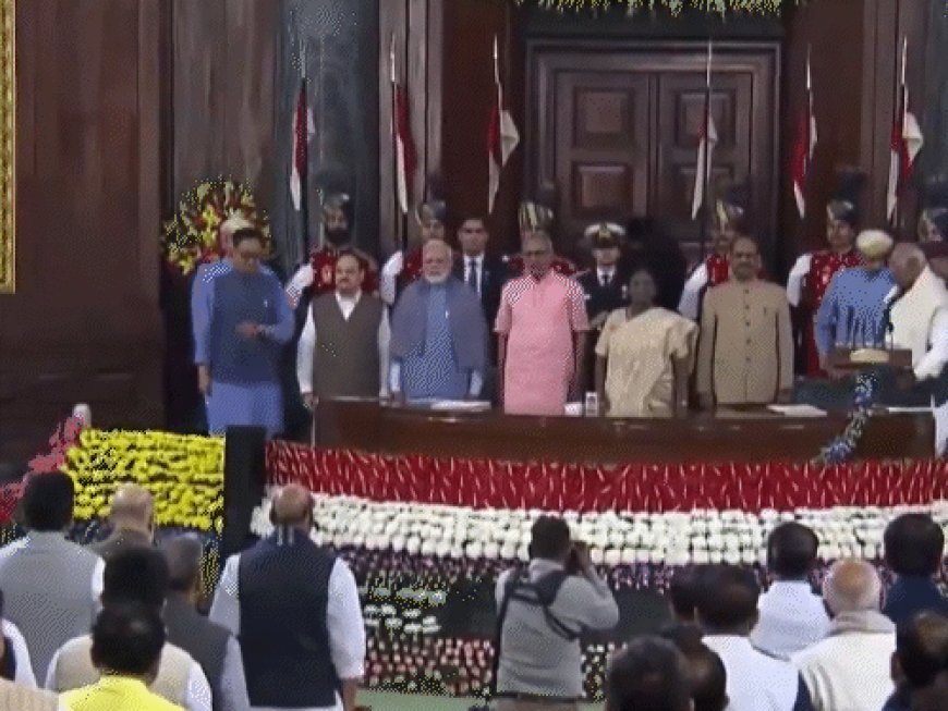 संसद के सेंट्रल हॉल में संविधान दिवस का कार्यक्रम शुरू:7 नई भाषाओं में संविधान जारी होगा; राष्ट्रपति का अभिभाषण होगा