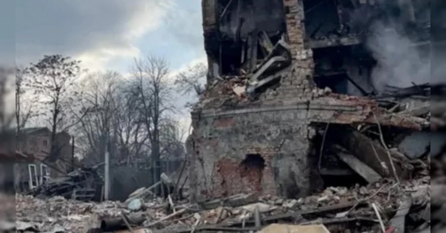 यूक्रेन : रूसी हमलों की लहर की एक और रात, 'प्रियजन को खो देने के भय में घिरे लोग'