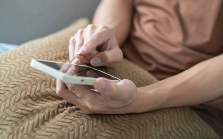 मोबाइल में Sanchar Saathi App अनिवार्य नहीं, केंद्र सरकार ने आदेश वापस लिया, जासूसी के आरोप पर सरकार का स्पष्टीकरण