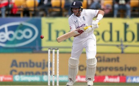 जो रूट का ऑस्ट्रेलिया में 'सदी का सूखा' समाप्त, ब्रिस्बेन टेस्ट में ऐतिहासिक शतक जड़कर रचा इतिहास