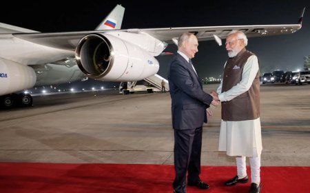 रूसी राष्ट्रपति पुतिन का विमान भारत जाते समय दुनिया का सबसे ज़्यादा ट्रैक किया जाने वाला विमान था
