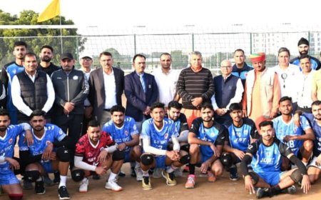 कुरुक्षेत्र यूनिवर्सिटी ने जीती अंतरविश्वविद्यालय वॉलीबॉल प्रतियोगिता:अमृतसर दूसरे और पंजाब यूनिवर्सिटी तीसरे स्थान पर, सांसद ने विजेताओं को किया पुरस्कृत