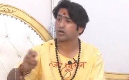 धीरेंद्र शास्त्री बोले- बाबरी मस्जिद बनी तो हिंदू 1992 दोहराएंगे:मथुरा में जल्द श्रीकृष्ण जन्मभूमि के पास हनुमान चालीसा का पाठ होगा