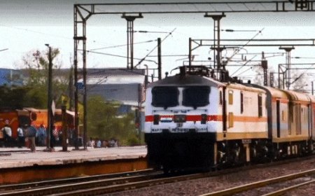 श्रीगंगानगर-दादर एक्सप्रेस अब पालघर रुकेगी:पालघर-बोइसर में नए स्टॉपेज बनाए गए, लाखों यात्रियों को मिलेगा फायदा