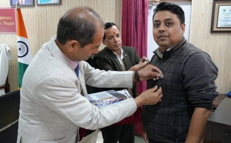 विगत वर्षों की भाँति इस वर्ष भी 07 दिसम्बर  को सशस्त्र झण्डा दिवस मानाया गया