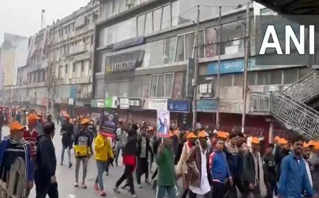 मां खालिदा जिया बीमार, 17 साल बाद तारिक रहमान की वापसी: बांग्लादेश की सत्ता का संघर्ष!