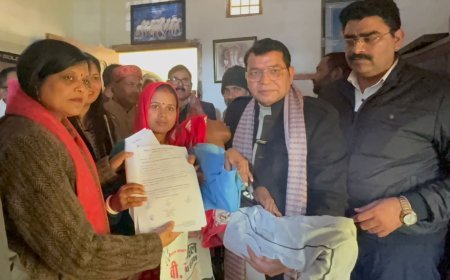 जन जन की सरकार जन जन के द्वार कार्यक्रम मे 13 साल से भटक रहे आनंद खेड़ा निवासी गौतम समुदार के बच्चे का 13 मिनट मे बना विकलांग प्रमाण पत्र, परिवार के चहरे पर दिखी ख़ुशी की चमक*