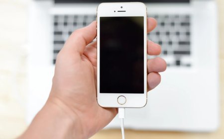 स्मार्टफोन का Type-C पोर्ट है मल्टीटास्किंग मास्टर, जानें ये 5 सीक्रेट फीचर्स जो बदल देंगे आपका अनुभव