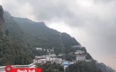 4 प्रमुख धर्मस्थल पर 10 लाख लोगों पहुंचने की संभावना:तिरुपति में टोकन से ही दर्शन; शिर्डी में रातभर खुलेगा मंदिर