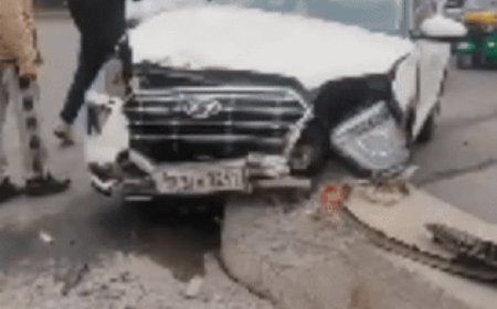 फरीदाबाद में क्रेटा ने स्विफ्ट डिजायर को मारी टक्कर:खाटू श्याम से लौट रहे थे दंपती; ड्राइवर को आई नींद