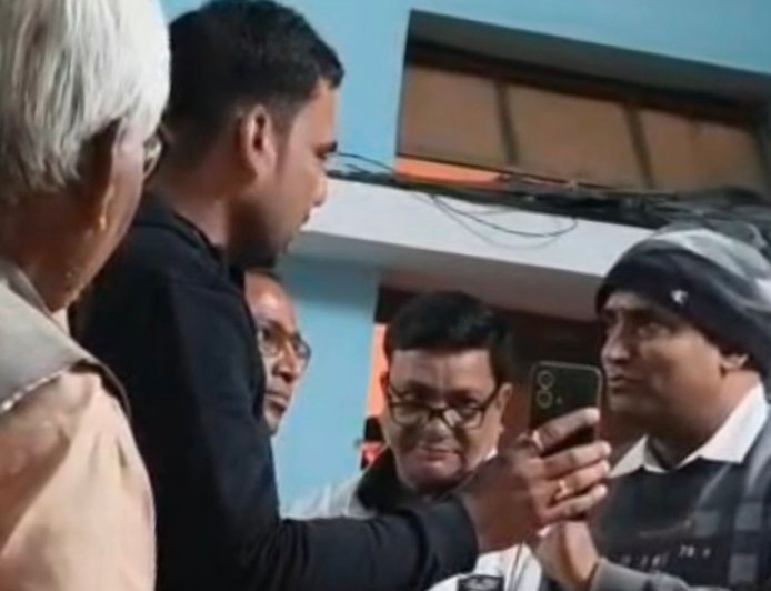 रतनगढ़ पालिका में 6 मुद्दे सर्वसम्मति से पारित:अंतिम बैठक में सुलभ कॉम्प्लेक्स के बंद रहने और घटिया निर्माण के मामले उठे