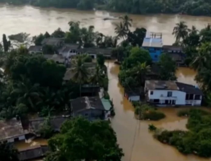एशिया : चक्रवाती तूफ़ानों, वर्षा और बाढ़ से भीषण विनाश, सैकड़ों लोग हताहत