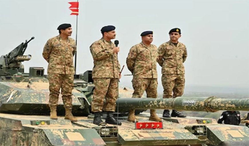 भारत के साथ युद्ध के लिए तरस रहे मुनीर, कट्टरपंथी आर्मी चीफ की इमरान की बहन ने खोली पोल