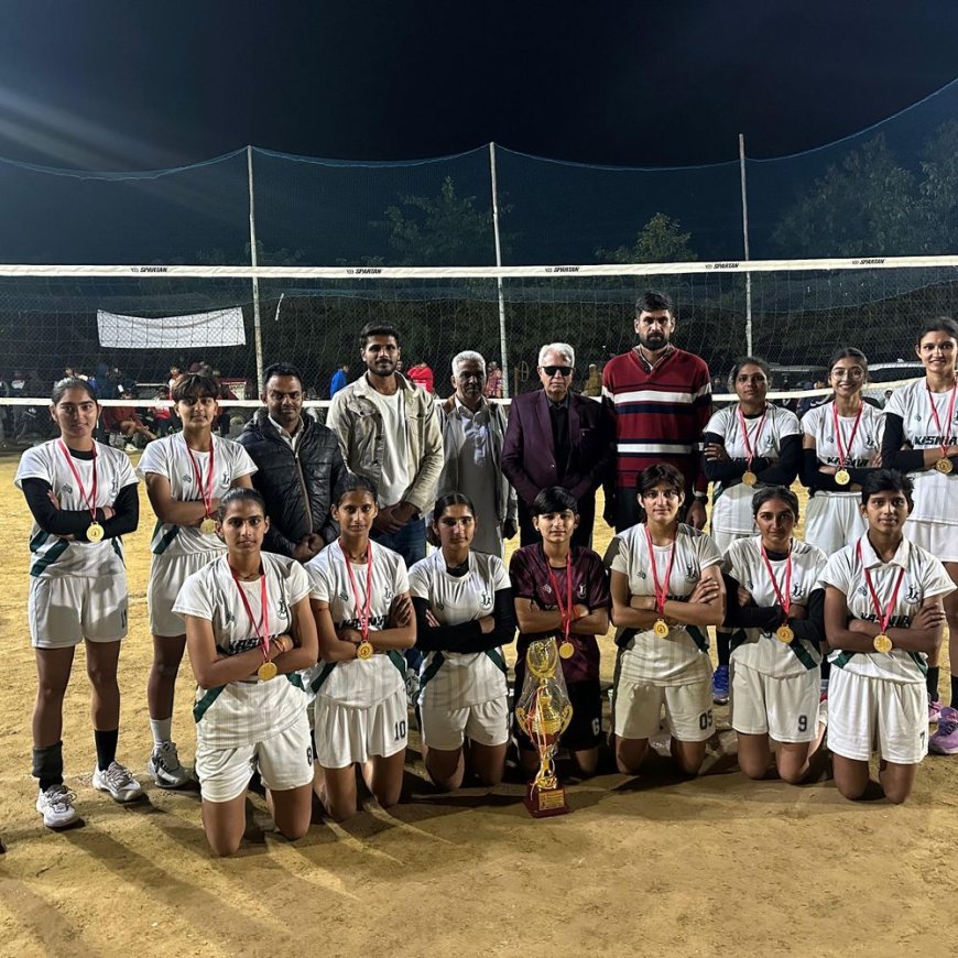 सिरसा की वॉलीबॉल टीम ने सोनीपत में मारी बाजी:महिला-पुरुष दोनों वर्गों में राज्यस्तर पर स्वर्ण पदक जीते; जींद को हराया